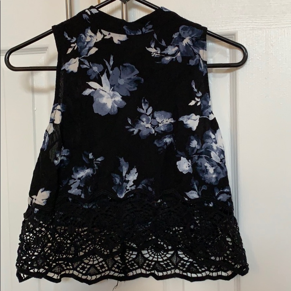 Kendall and Kylie tank top!